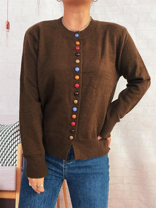 Damen stilvolle Strickjacke mit bunten Knöpfen