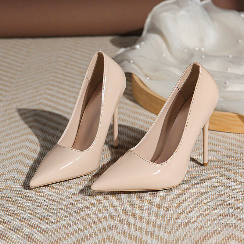 Damen Elegante spitz zulaufende Lackpumps mit extra hohem Stilettoabsatz Shop Nory
