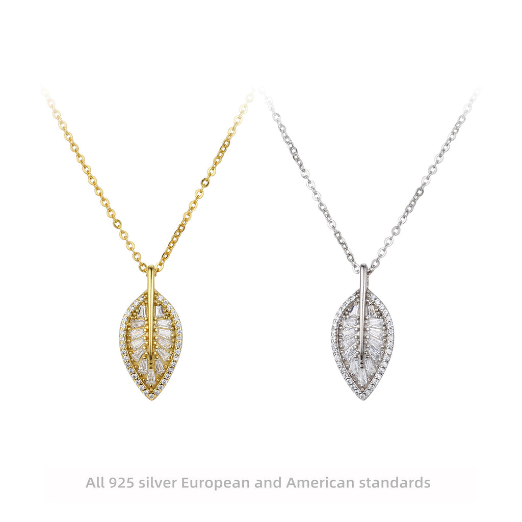 Damen Halskette mit elegantem Blattanhänger und funkelndem Zirkonbesatz Shop Nory