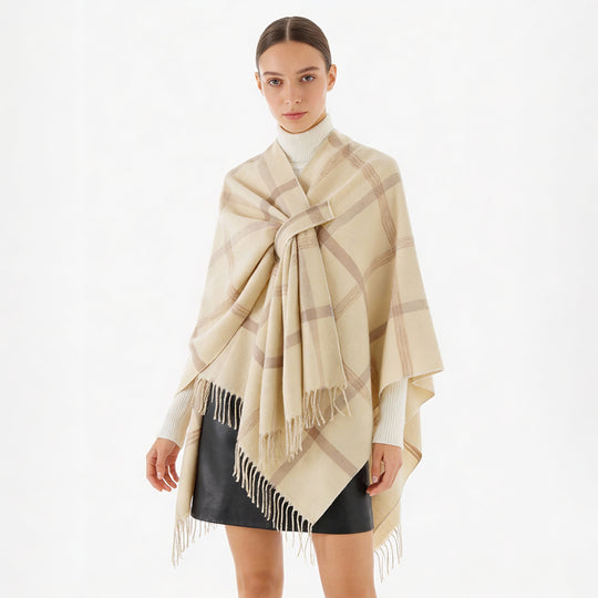 Damen Cape‑Poncho mit integriertem Bindegürtel, kastiger Oversize‑Silhouette und Fransensaum Shop Nory