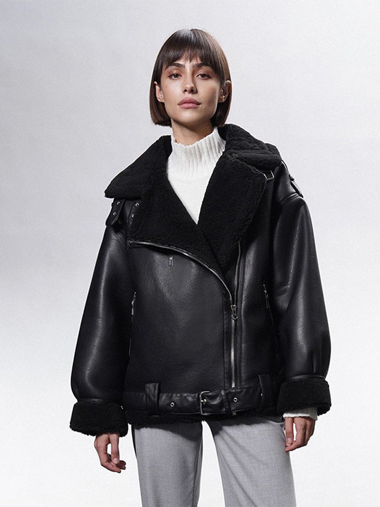Damen Oversized Bikerjacke mit Teddyfell-Futter und verstellbaren Gürteln Shop Nory