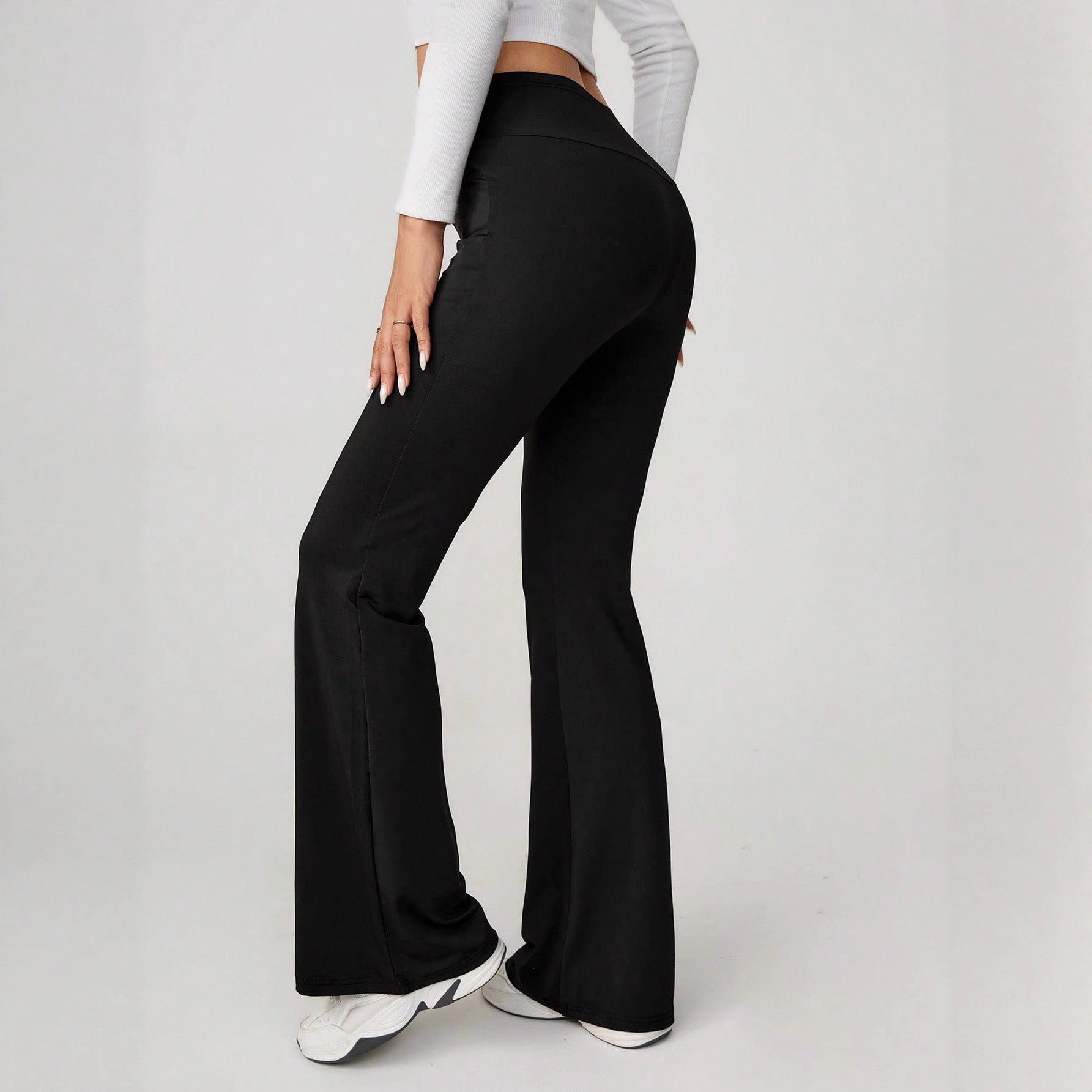 Damen High-Waist Sporthose mit weitem Bein und elastischem Bund