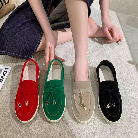 Damen Veloursleder Slipper mit dekorativer Quaste und profilierter Gummisohle Shop Nory