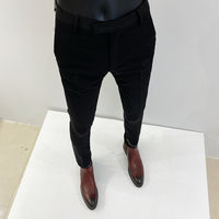 Schwarz - Lange Hose