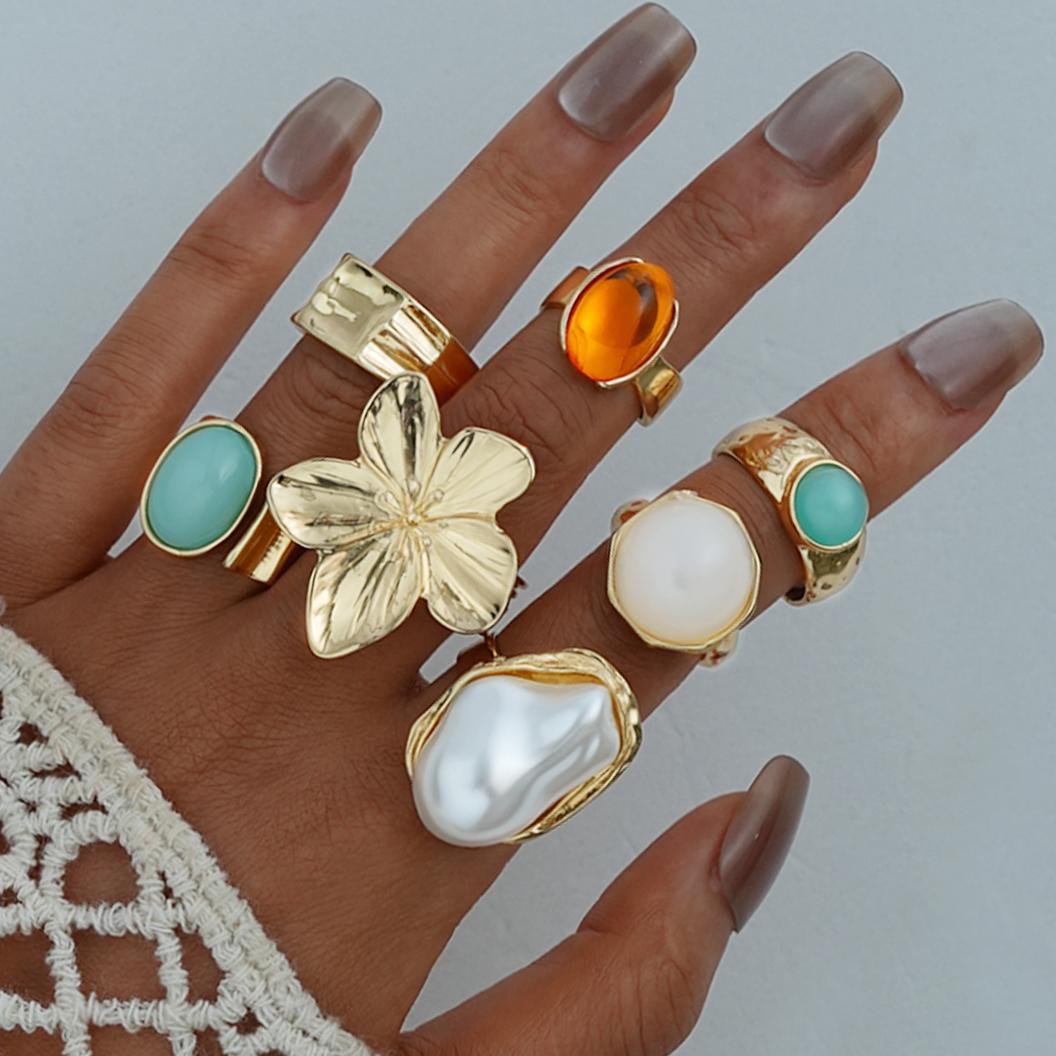 Damen Ring-Set mit kunstvollem Blumendesign und funkelnden Akzenten Shop Nory