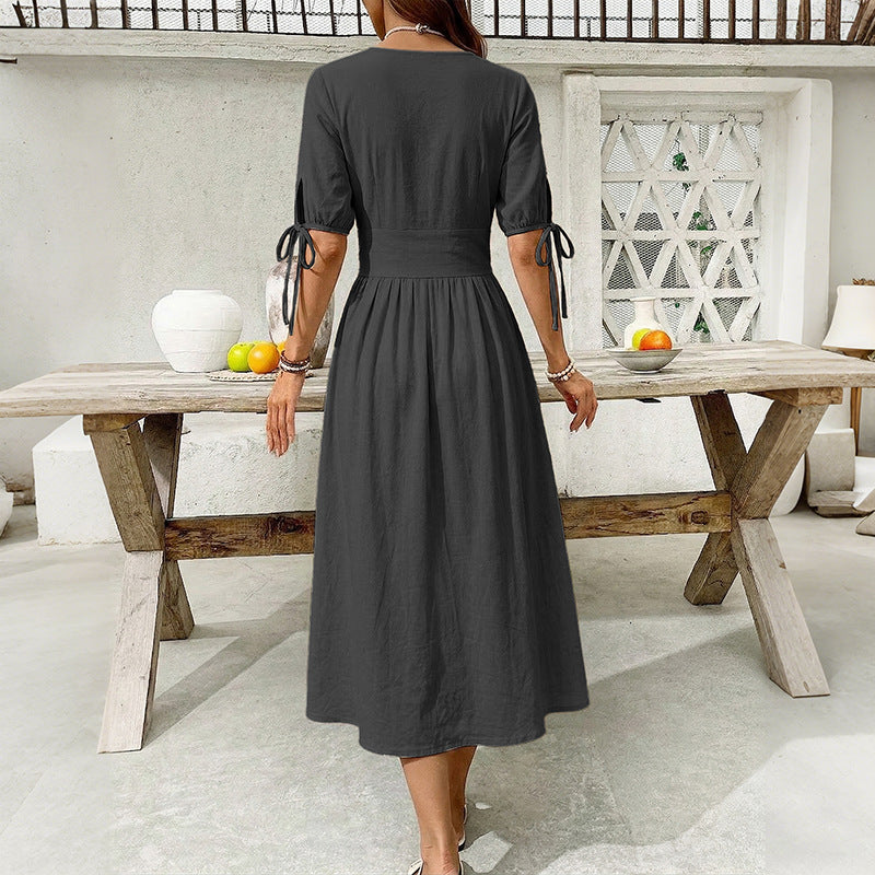Damen Knielanges Knopfkleid aus leichtem Baumwollmix mit V-Ausschnitt Shop Nory