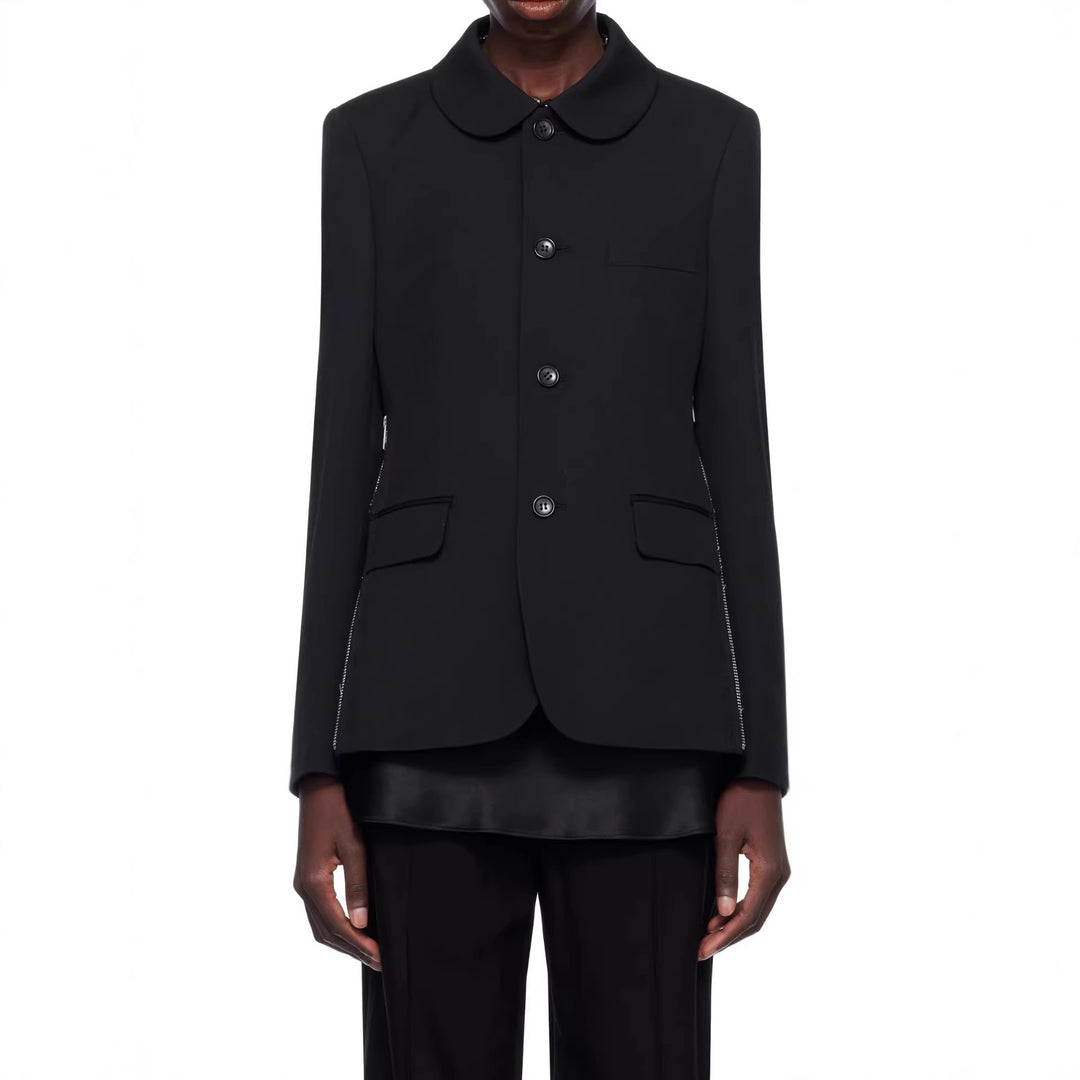 Damen Blazerjacke mit rundem Bubikragen, seitlichen Metallreißverschlüssen und Pattentaschen Shop Nory