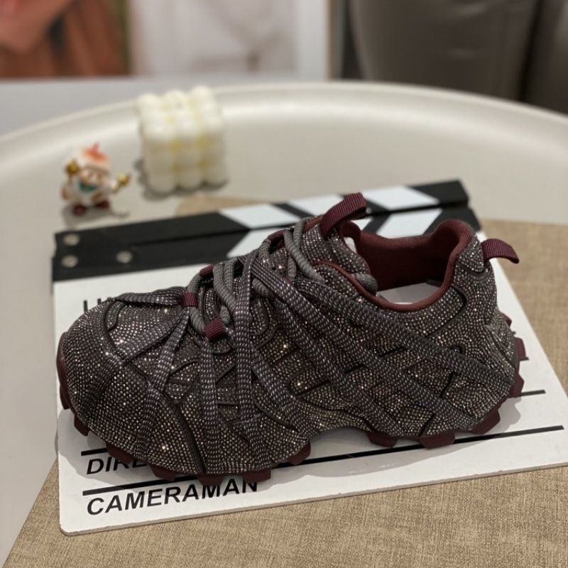 Damen Glamouröse kristallbesetzte Chunky-Sneaker mit skulpturierter Sohle Shop Nory