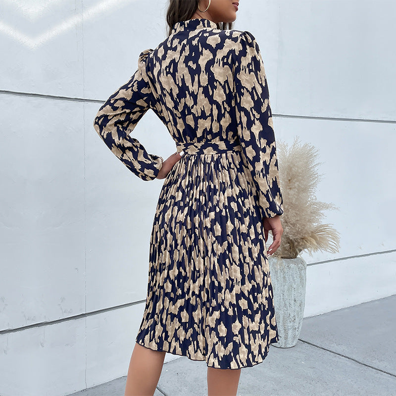 Damen Midikleid mit Plissée-Rock, V-Ausschnitt, Taillengürtel und Animal-Print Shop Nory