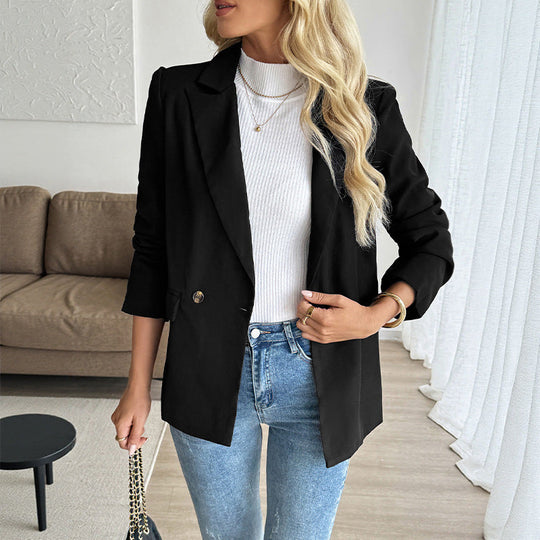 Damen Figurschmeichelnder Longblazer mit eingesetztem Knopf, gerollten Ärmeln und Pattentaschen Shop Nory