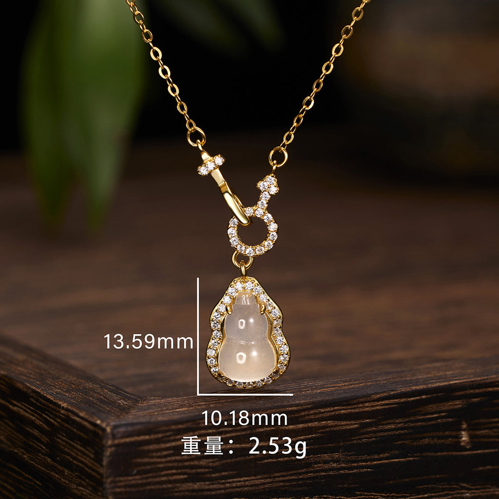 Damen Halskette mit kunstvollem Buddha-Anhänger und strahlenden Zirkoniasteinen Shop Nory