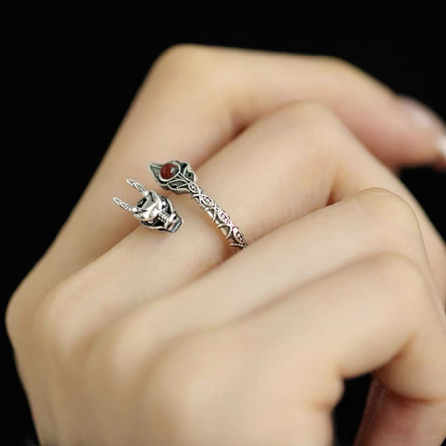 Damenring mit kunstvollem Drachenmotiv und faszinierendem Edelstein Shop Nory
