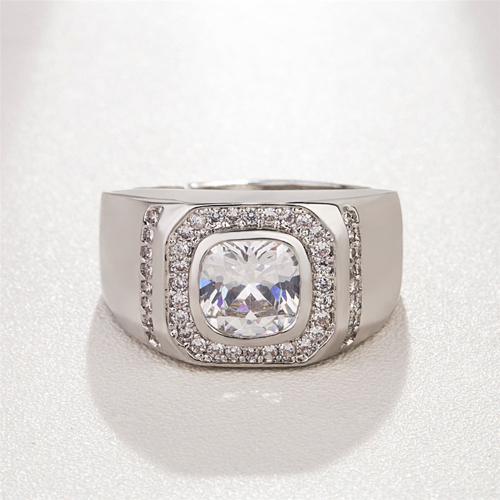 Damen Schmuckring mit quadratischer Zirkonia und eleganter Fassung Shop Nory