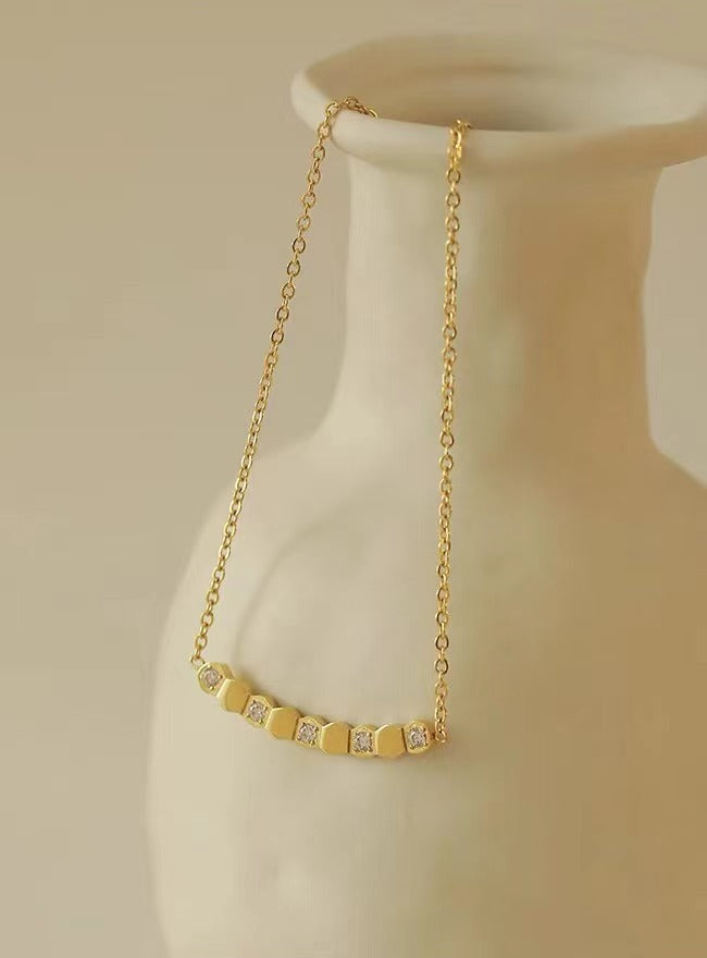 Damen hexagonale Perlenkette mit klaren Kristallen Shop Nory