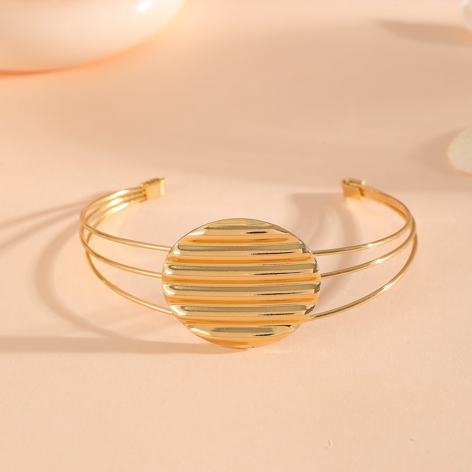 Damen Armreif mit kunstvollem Schleifendesign Shop Nory