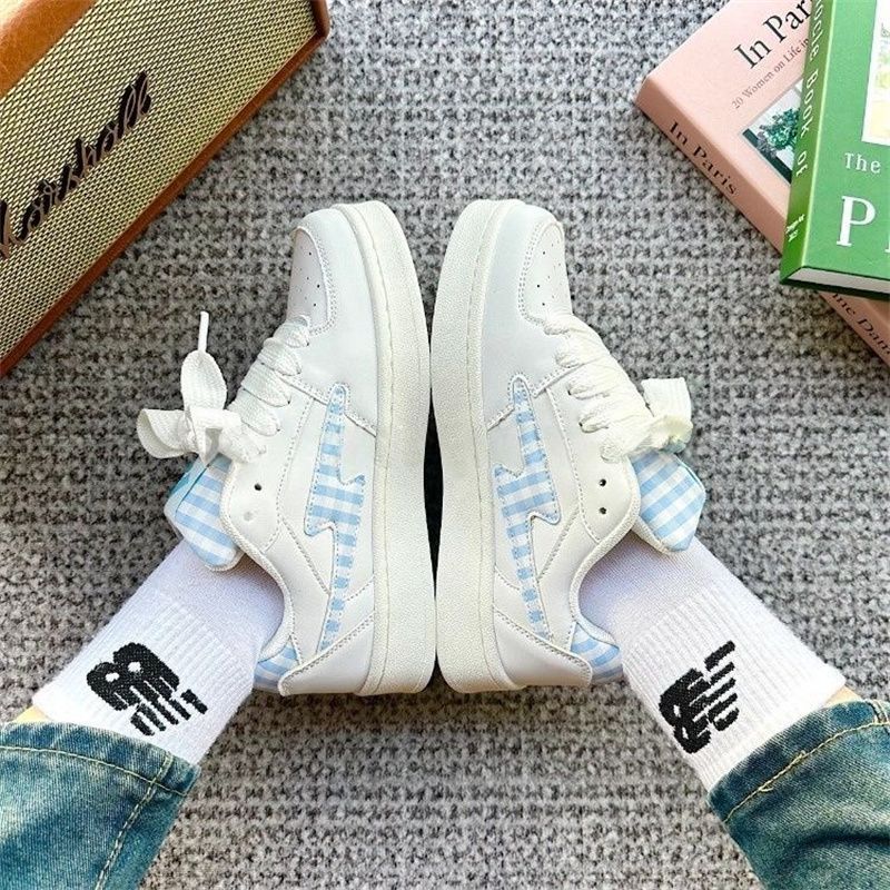 Damen Sneakers im modernen Karo-Design mit atmungsaktiven Materialien
