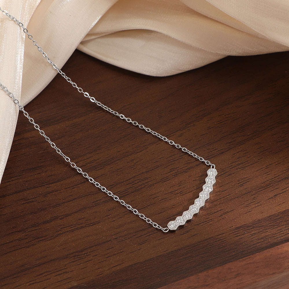 Damen zarte Halskette mit funkelndem Kristalldetail Shop Nory