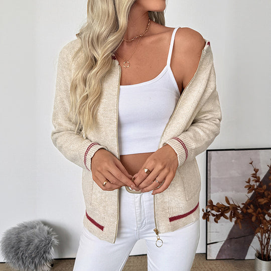Damen Reißverschluss-Strickjacke im Bomberstil mit Kontraststreifen Shop Nory