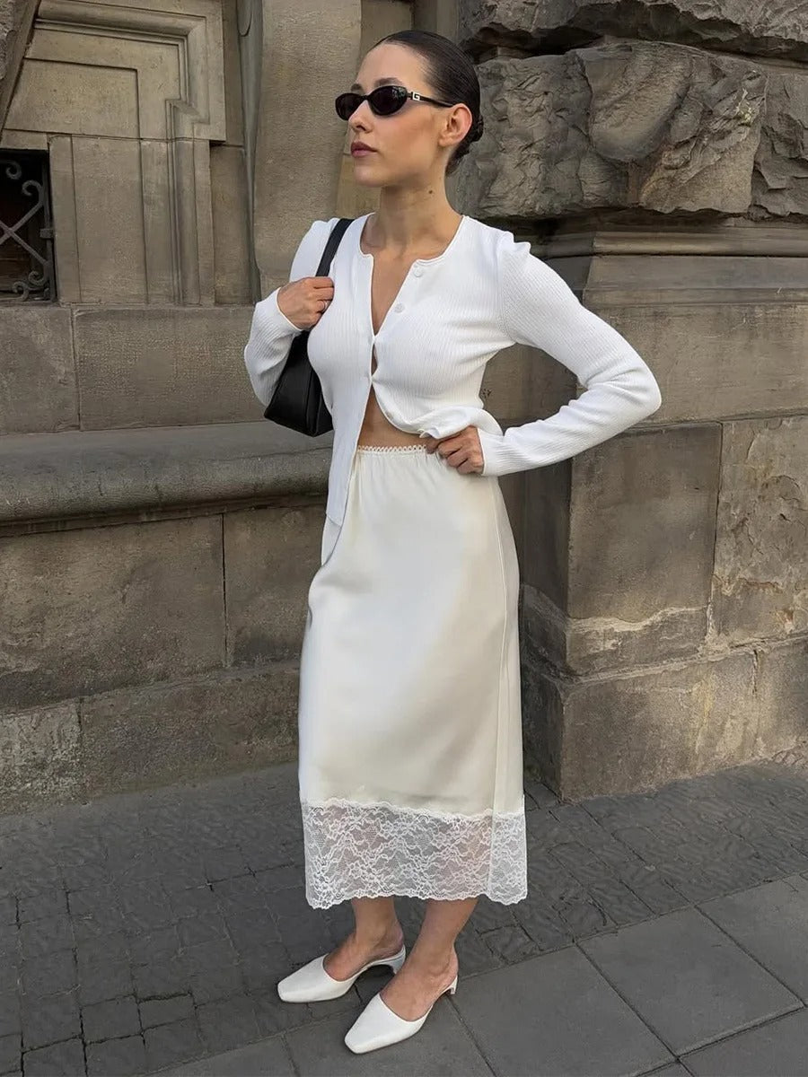Damen eleganter Satin-Rock mit floralen Spitzenakzenten