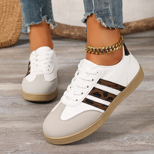 Damen Sneakers im trendigen Design mit Leopardenmuster und komfortablem Fußbett