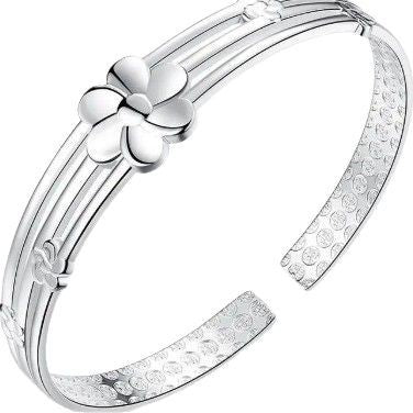 Damenarmreif mit floralem Design und eleganter silberner Oberfläche Shop Nory