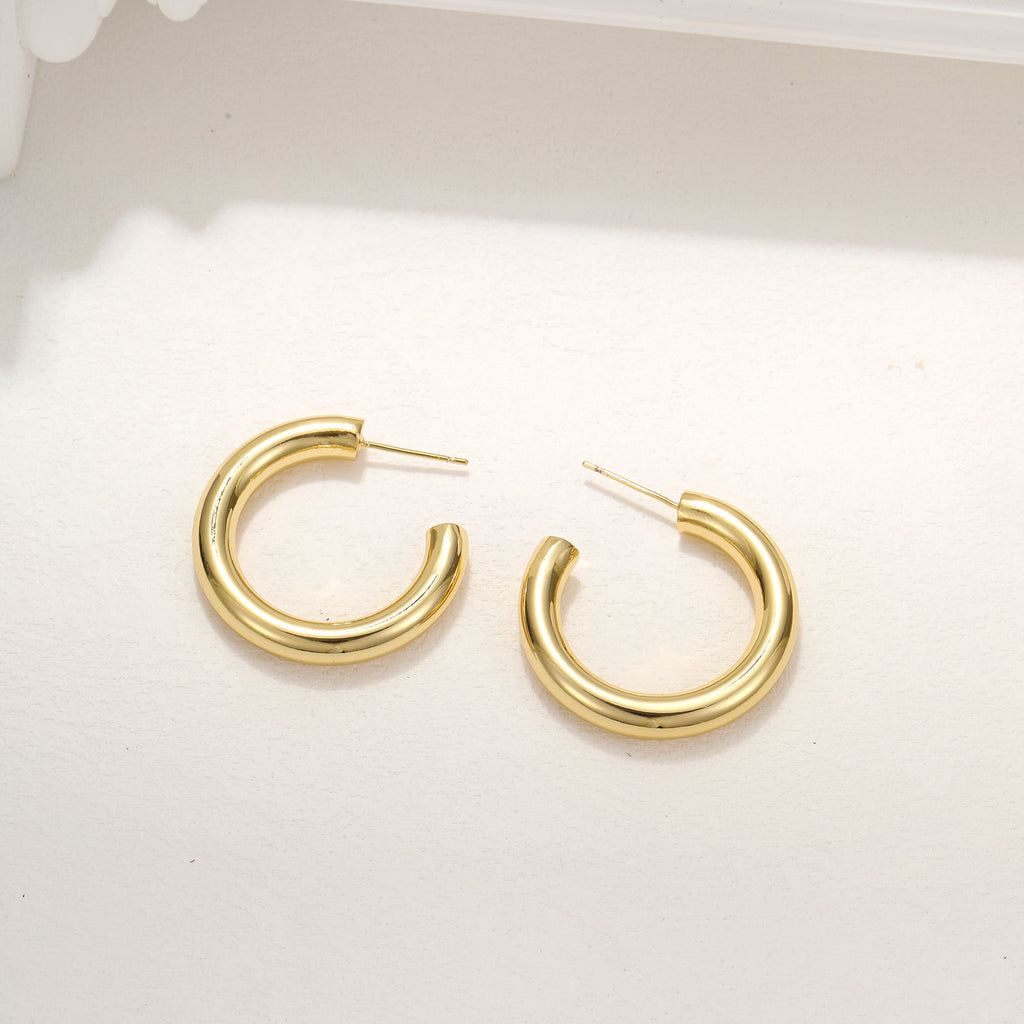 Damen Ohrringe-Set mit vielseitigen Formen und eleganter Goldverzierung Shop Nory