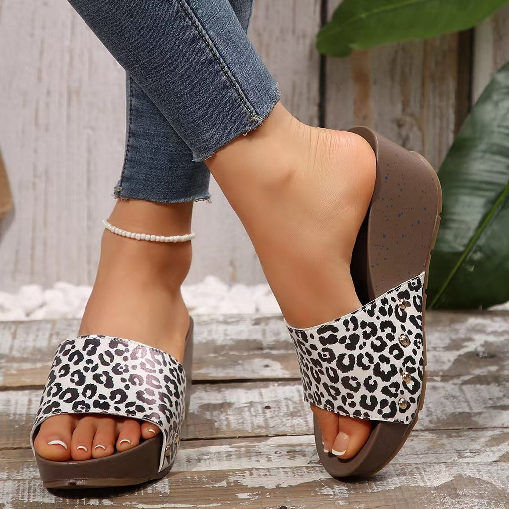 Damen Elegante und bequeme Keil-Pantoletten Shopnory