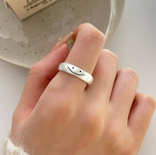 Damen Ring mit fröhlichem Smiley-Motiv Shop Nory