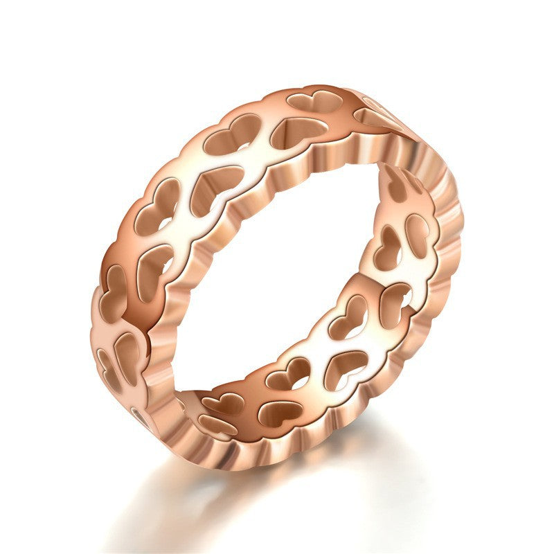 Damen Ring mit herzförmigem Design und funkelnder Oberflächenstruktur Shop Nory