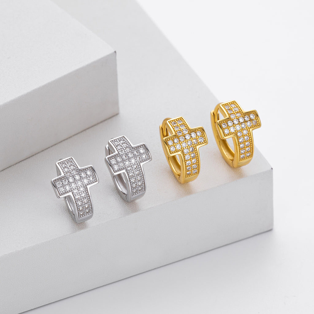 Damen Ohrhänger mit funkelndem Kreuzanhänger aus hochwertigem 925 Sterling Silber und Zirkonsteinen Shop Nory
