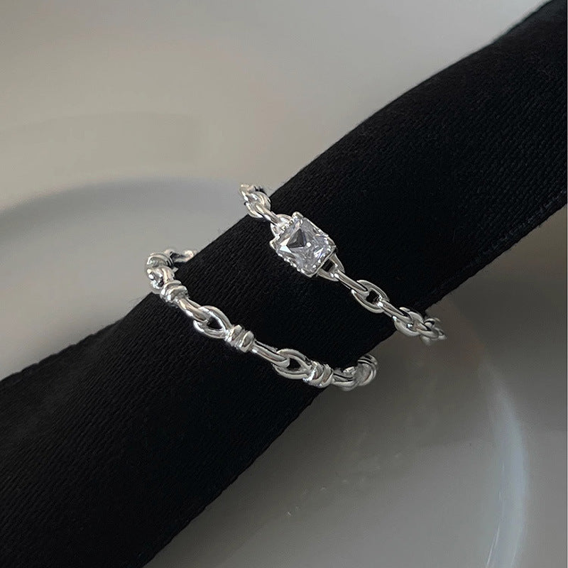 Damen Zarter Ring mit funkelndem Zirkonia und filigranem Design Shop Nory