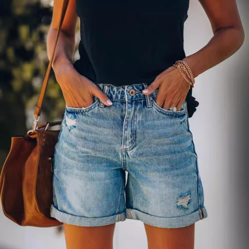Damen Jeansshorts im lässigen Relaxed Fit mit modischen Destroyed-Details