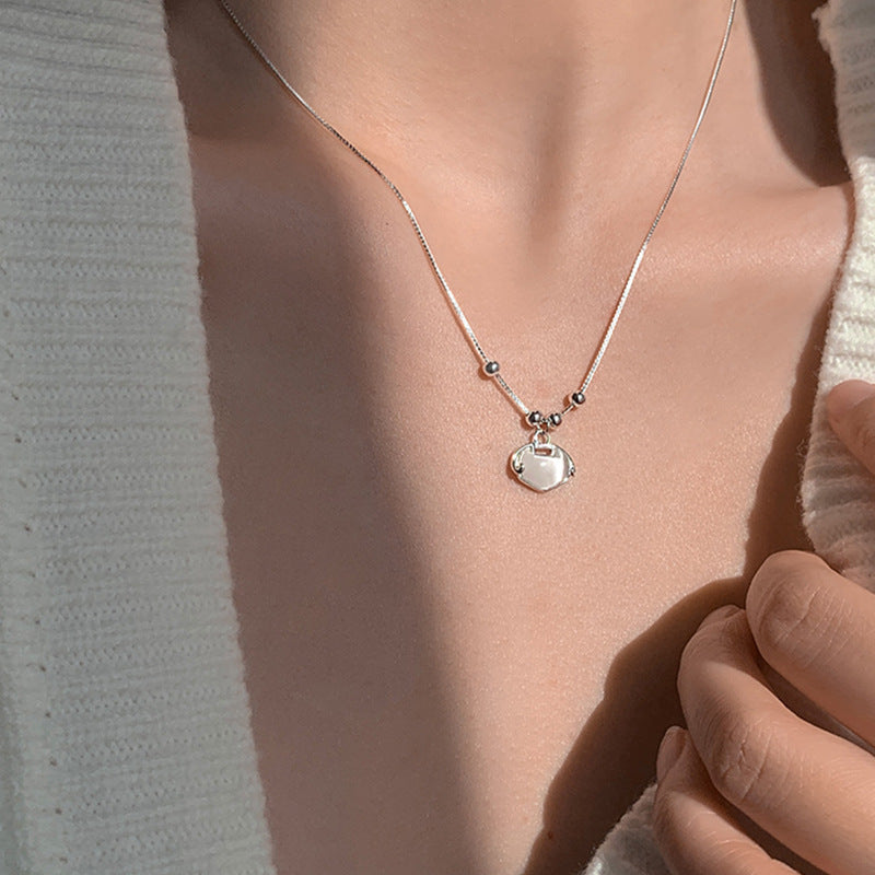 Damen Halskette mit elegantem Herzanhänger und funkelnden Akzenten Shop Nory