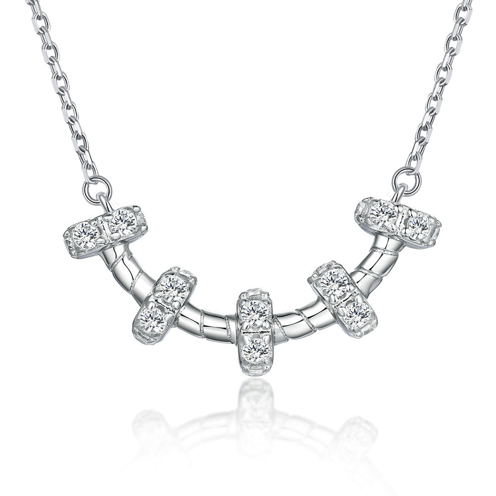 Damen Halskette mit elegantem Zirkonia-Akzent und kunstvollem Design Shop Nory