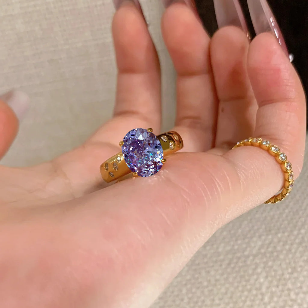 Damen eleganter und funkelnder Ring mit ovalem Edelstein Shop Nory