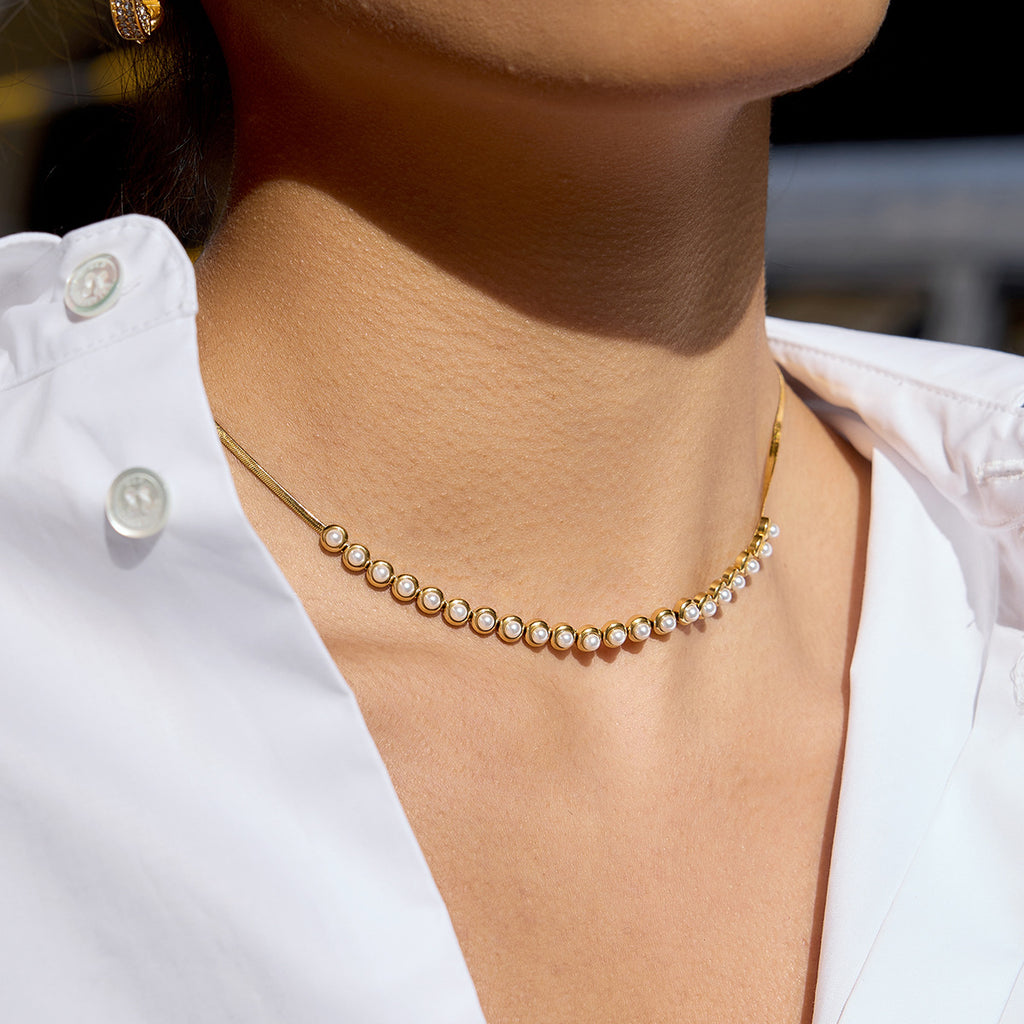 Damen Halskette mit luxuriösen Perlen und hypoallergenem Edelstahl Shop Nory