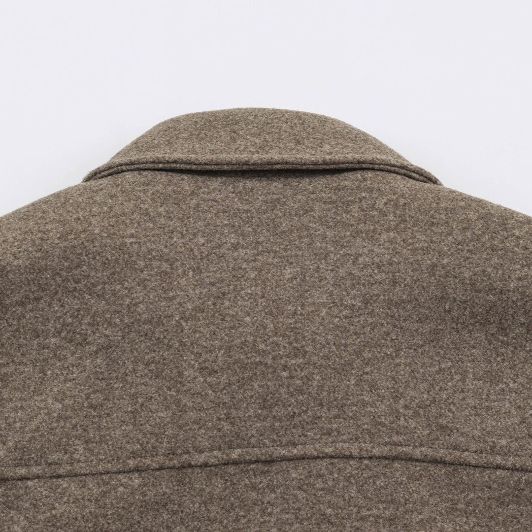 Damen Kurzjacke mit Ballonärmeln, weitem Hemdkragen und elastischem Saum Shop Nory