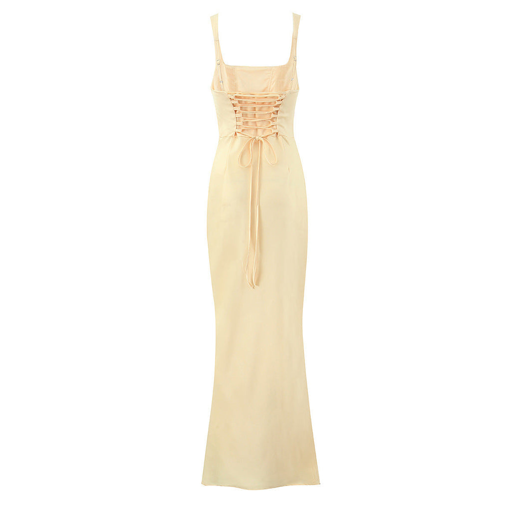 Damen Maxikleid mit elegantem quadratischen Ausschnitt und raffiniertem Drapierungsdesign