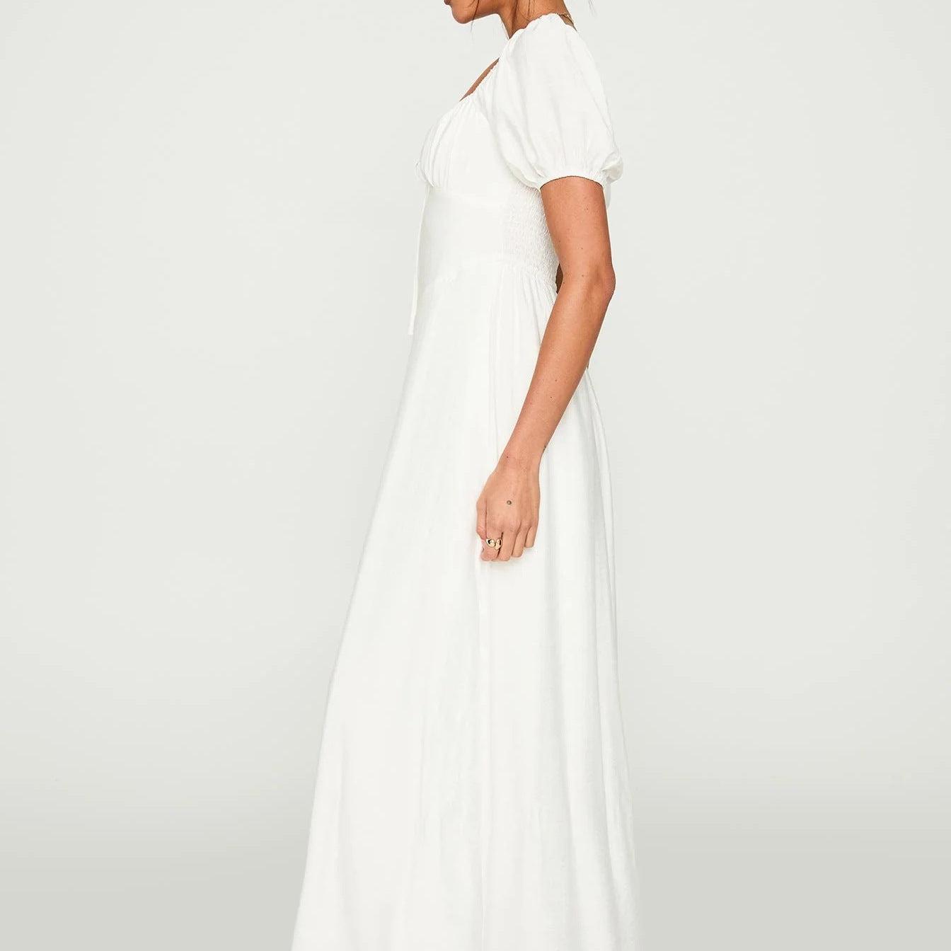 Damen Maxikleid mit Puffärmeln und elegantem Ausschnitt Shopnory