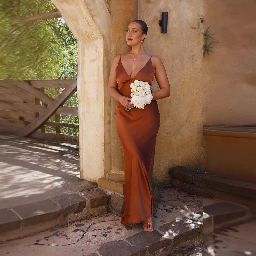 Damen Satin Maxikleid mit eleganter V-Form und fließendem Schnitt
