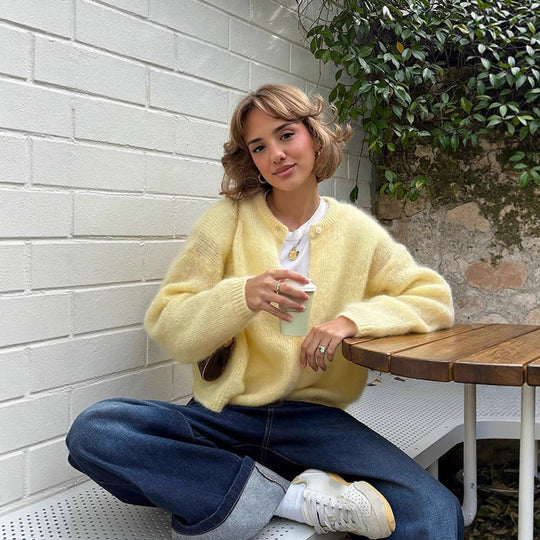 Damen weicher Strickcardigan mit großen Puffärmeln