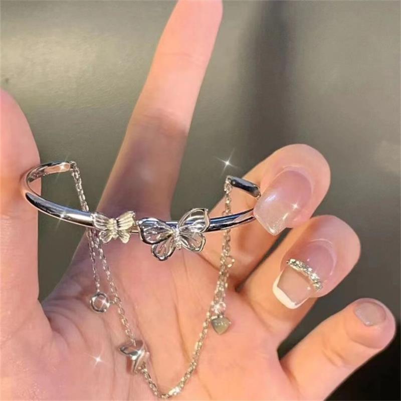 Damen-Armbänder mit verspieltem Schmetterlingsdesign und zarten Kettendetails Shop Nory