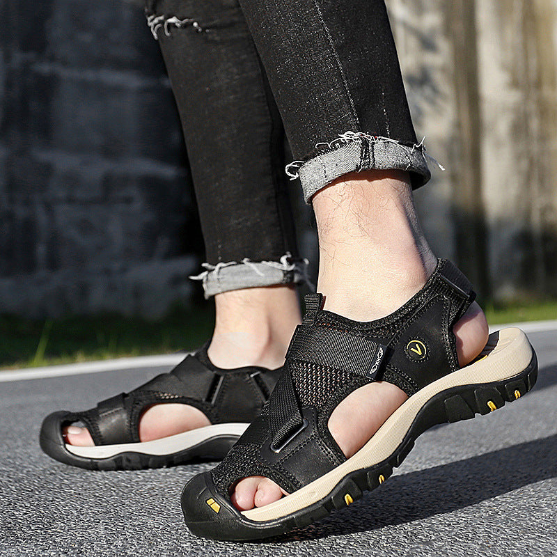 Herren Outdoor Sandalen mit rutschfester Sohle und verstellbarem Riemensystem
