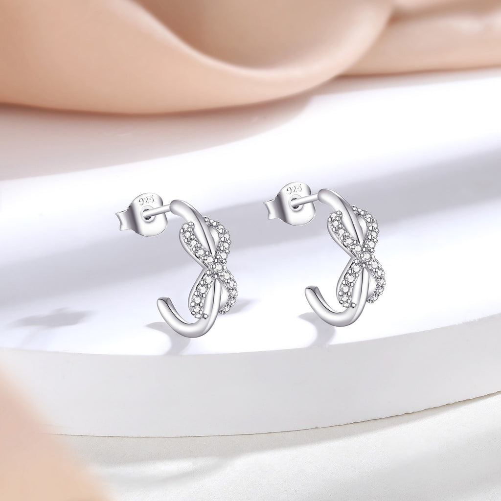 Damen-Ohrstecker im eleganten Unendlichkeit-Design mit funkelnden Zirkonia Shop Nory