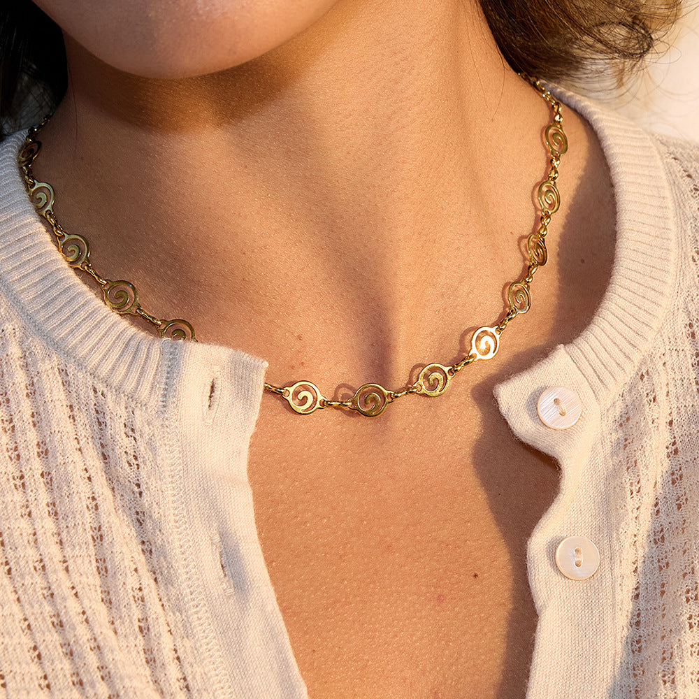 Damen Halskette mit spiralförmigem Design aus hypoallergenem Edelstahl Shop Nory