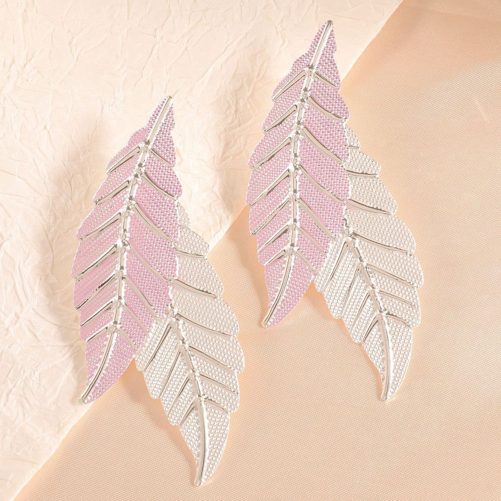 Damen Ohrringe im eleganten Blattdesign mit kunstvollen Details Shop Nory