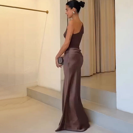 Elegantes One-Shoulder Maxikleid