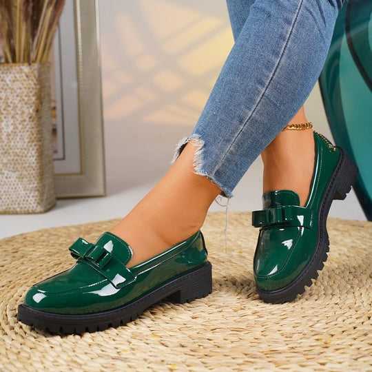 Damen Lack-Loafer mit dekorativem Riemchen und profilierter Gummisohle Shop Nory