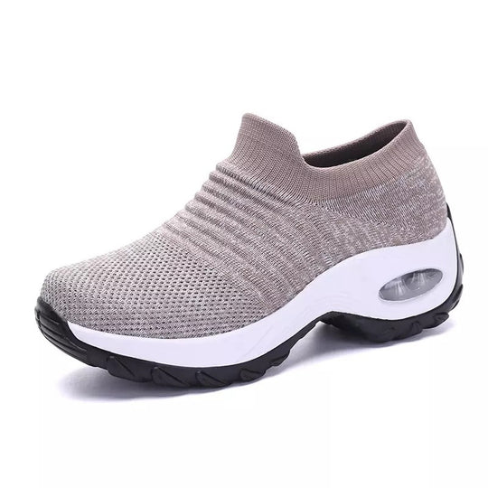 Damen Slip-On Strick-Sneaker mit sockenähnlichem Schaft und Luftkissen-Plateausohle Shopy Nory