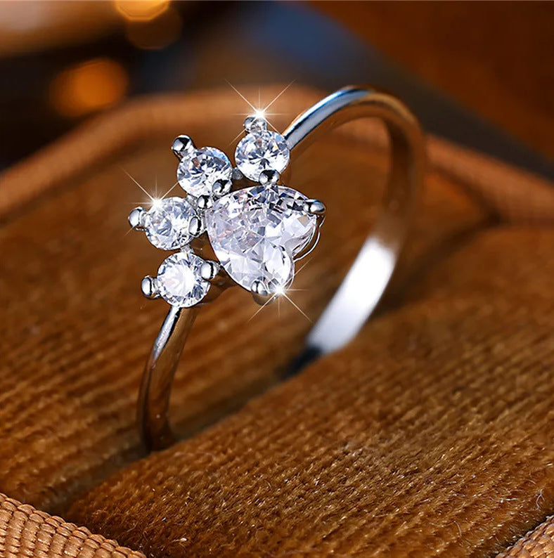 Damen Ring mit hochwertigem opalisierendem Stein und funkelnden Zirkonia-Shop Nory
